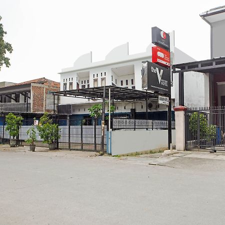 Reddoorz @ Hotel Arimbi Dewi Sartika Baru Bandung Dış mekan fotoğraf