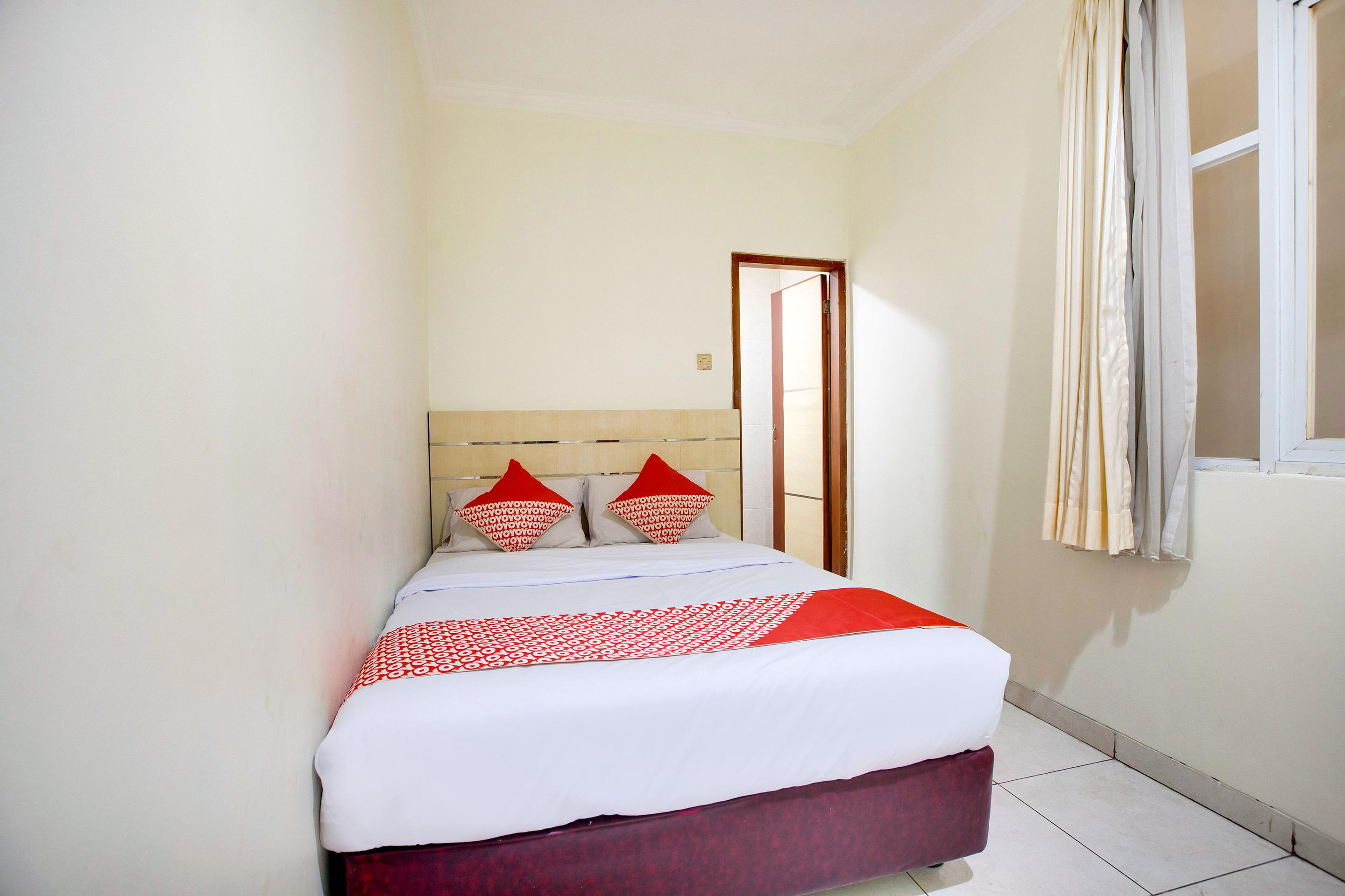 Reddoorz @ Hotel Arimbi Dewi Sartika Baru Bandung Dış mekan fotoğraf